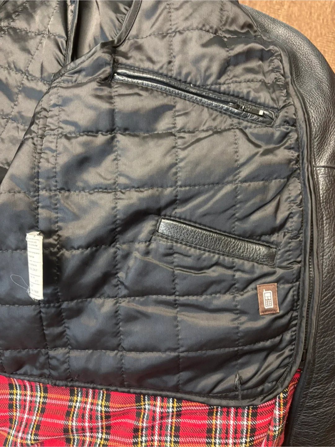 Harley-Davidson Large 42-44 Black Leather Jacket image indicator(7)