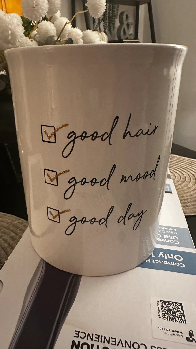 Good Hair Mood Day White Ceramic hairbrush holder