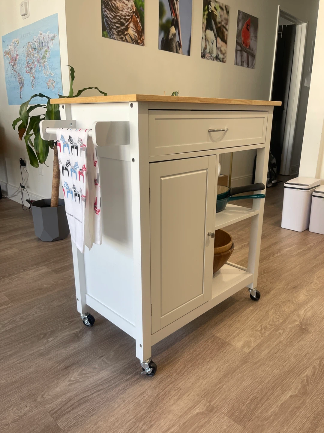 Kitchen island on wheels