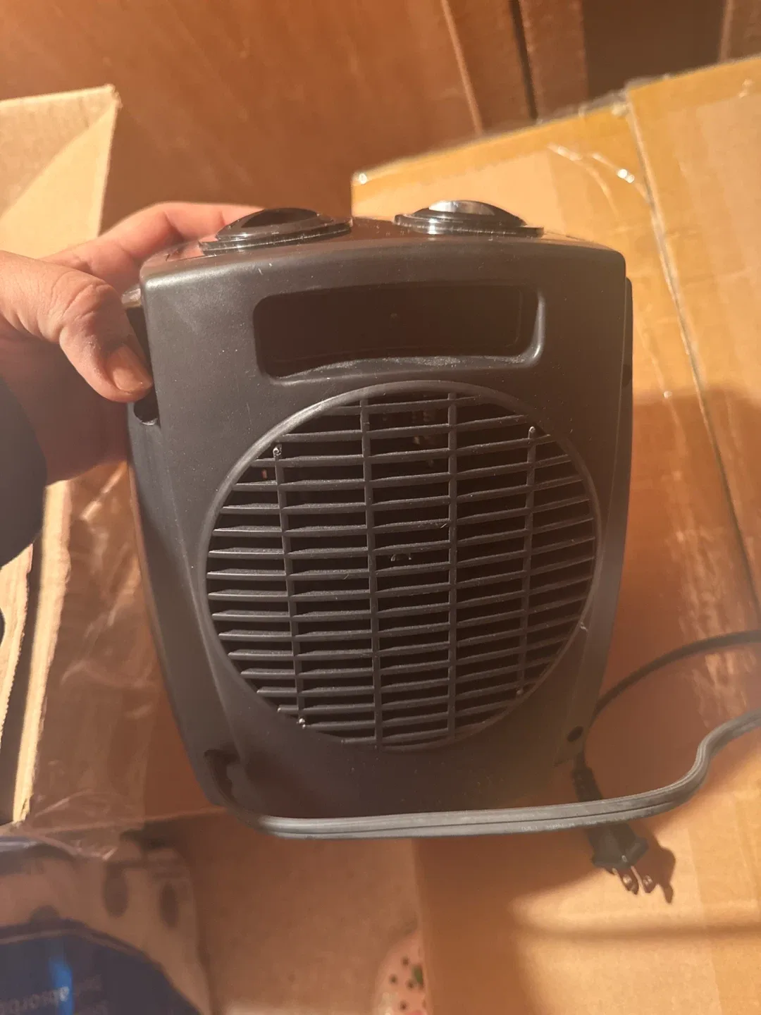 Profusion Heat Ceramic Heater with Thermostat image indicator(3)