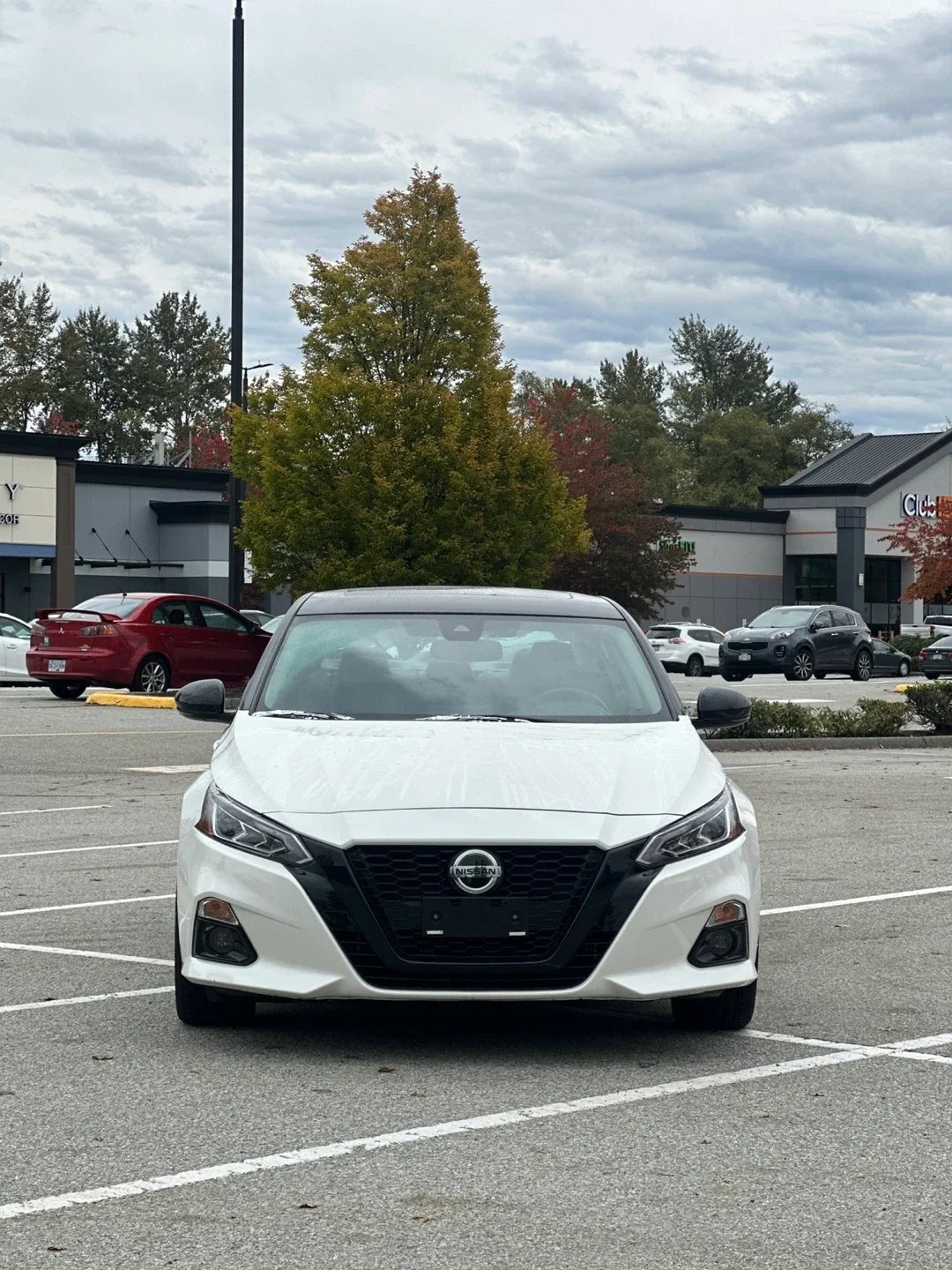 Nissan Altima SR AWD - White image indicator(5)