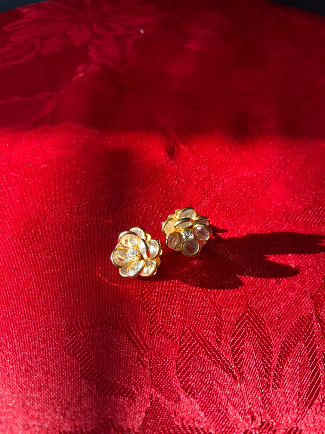 Vintage Flower Stud Earrings - photo 2