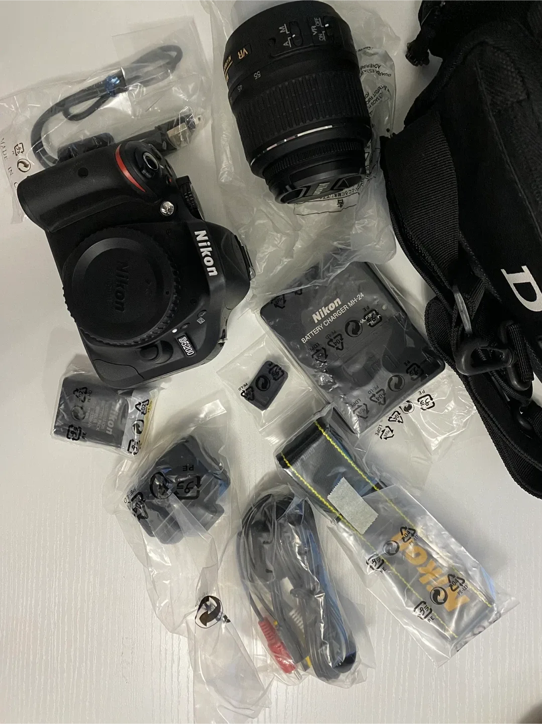 Nikon D5200 DSLR Camera with 18-55mm Lens image indicator(4)