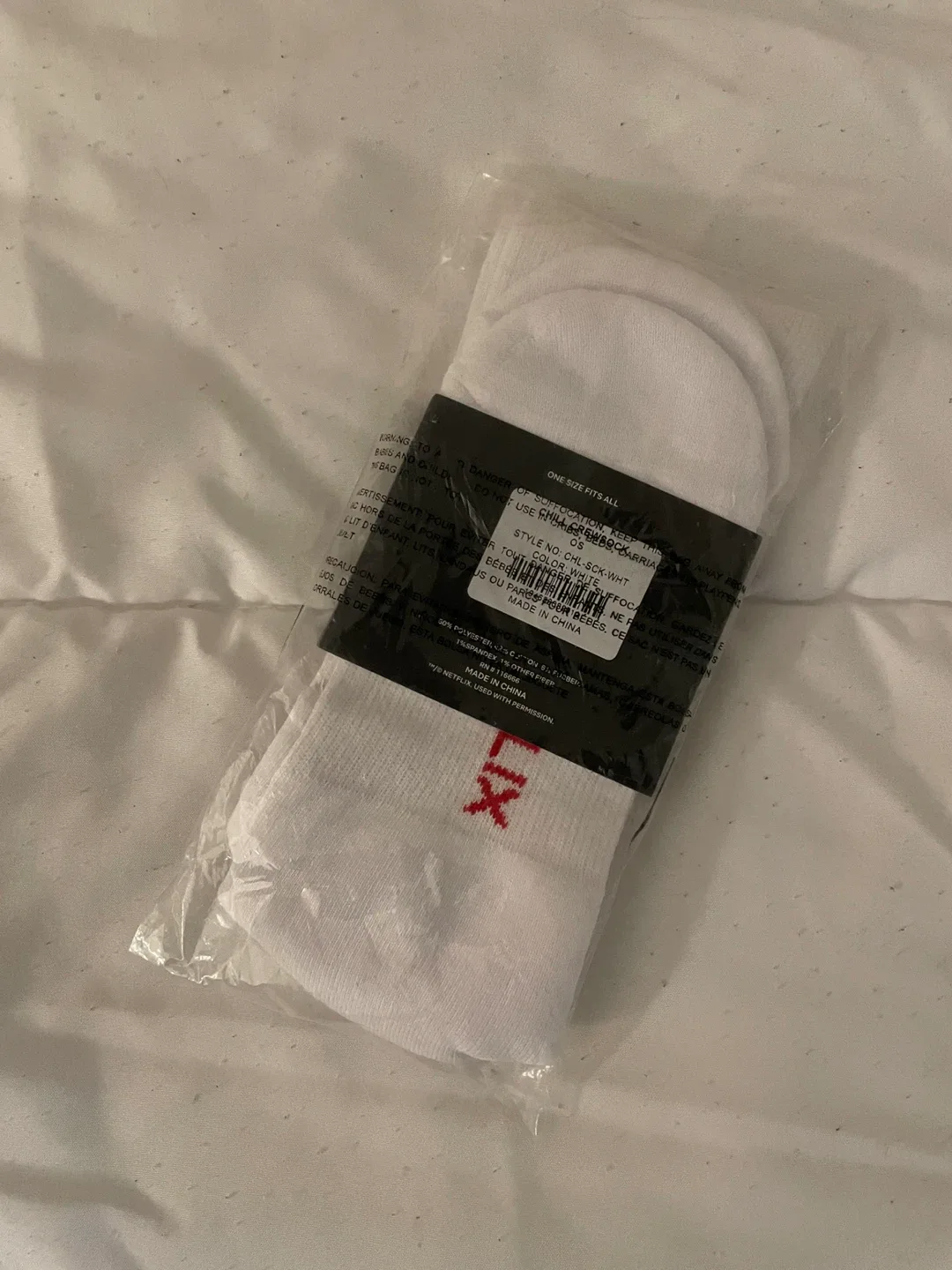 New Netflix 'Chill' Socks - White, One Size image indicator(2)
