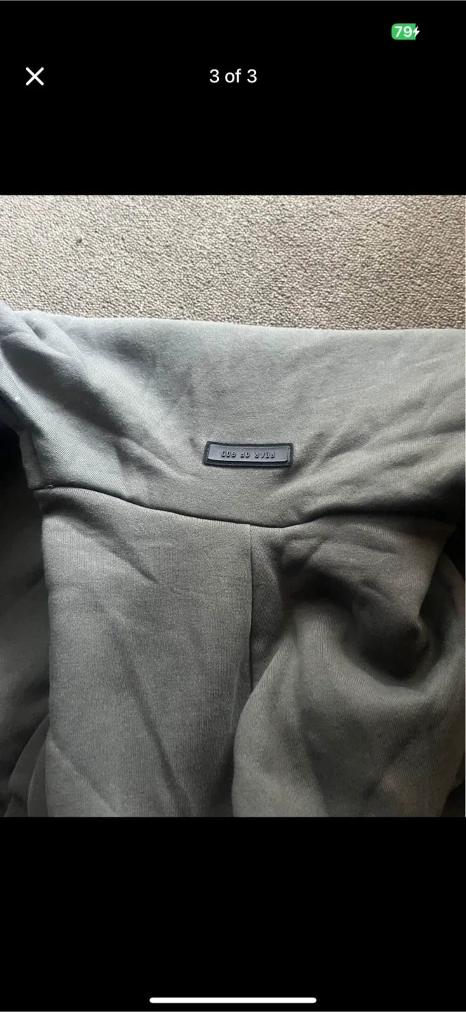 Essentials Fear of God Hoodie image indicator(3)