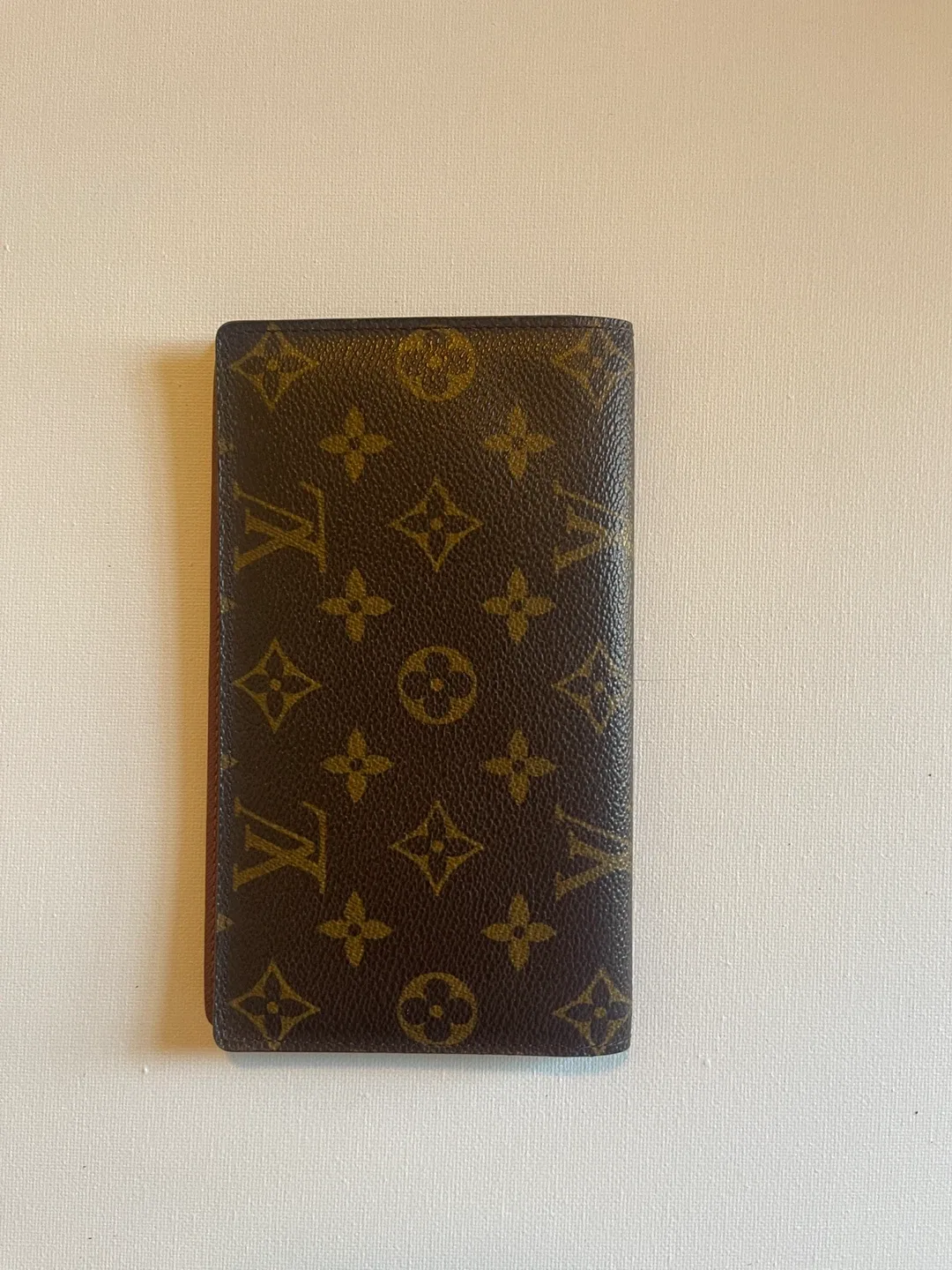 Louis Vuitton Monogram Passport Holder / Wallet image indicator(8)