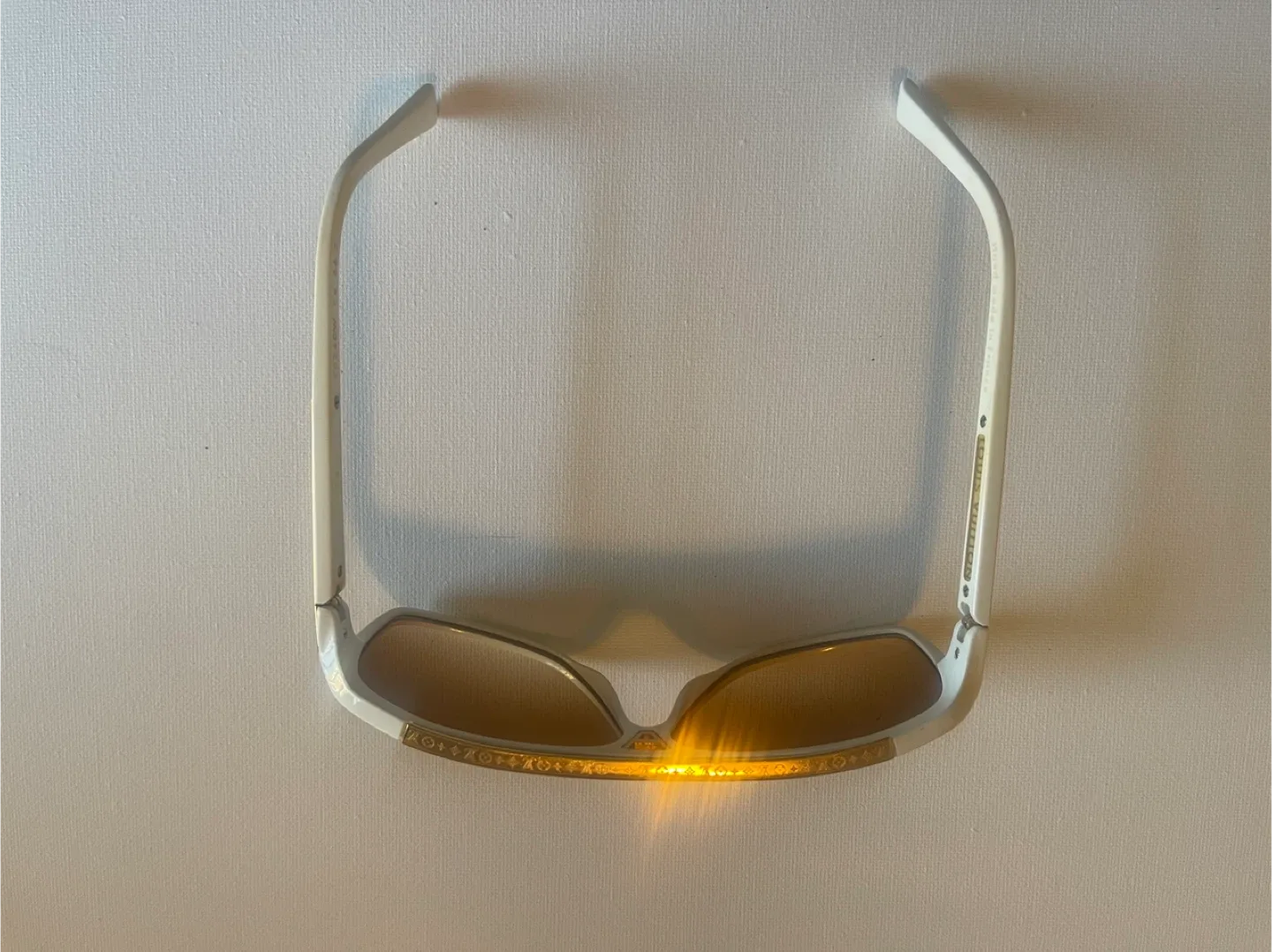 Louis Vuitton Evidence  Sunglasses with Box image indicator(3)