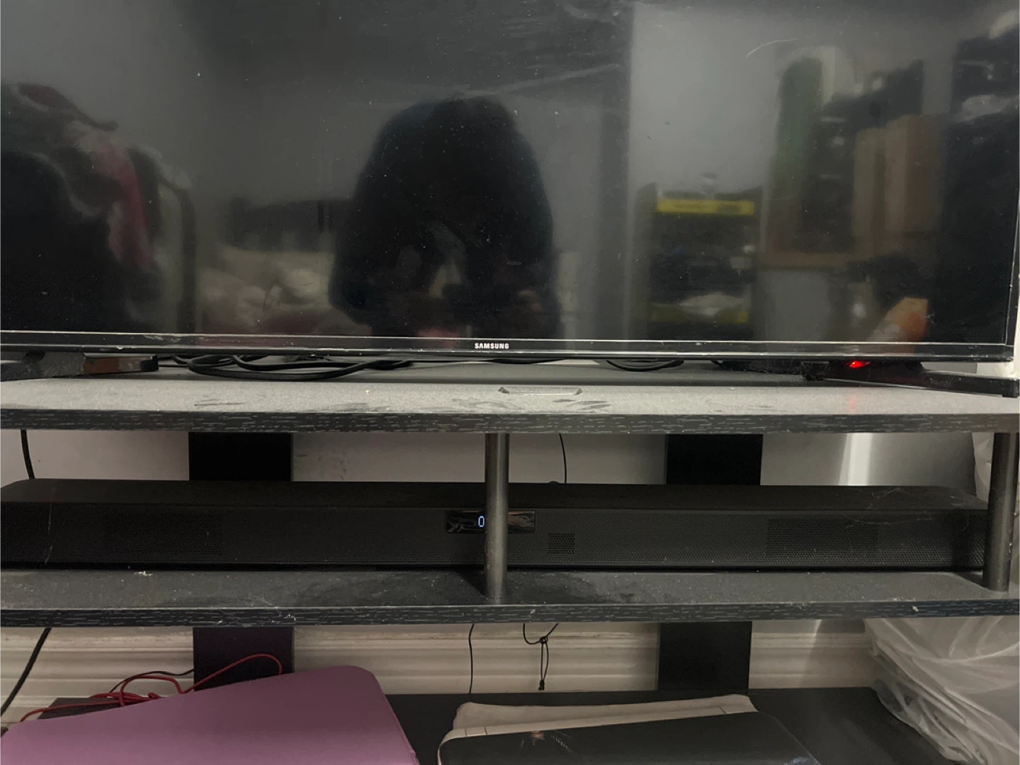 Samsung TV 43” series 5 along with soundbar - photo 2