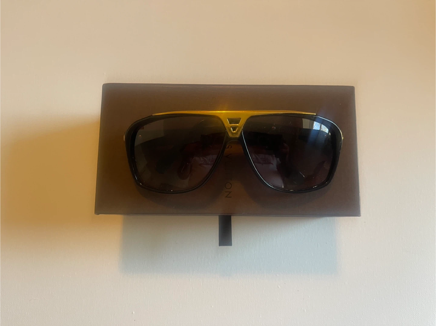 Louis Vuitton Evidence Sunglasses - Black & Gold