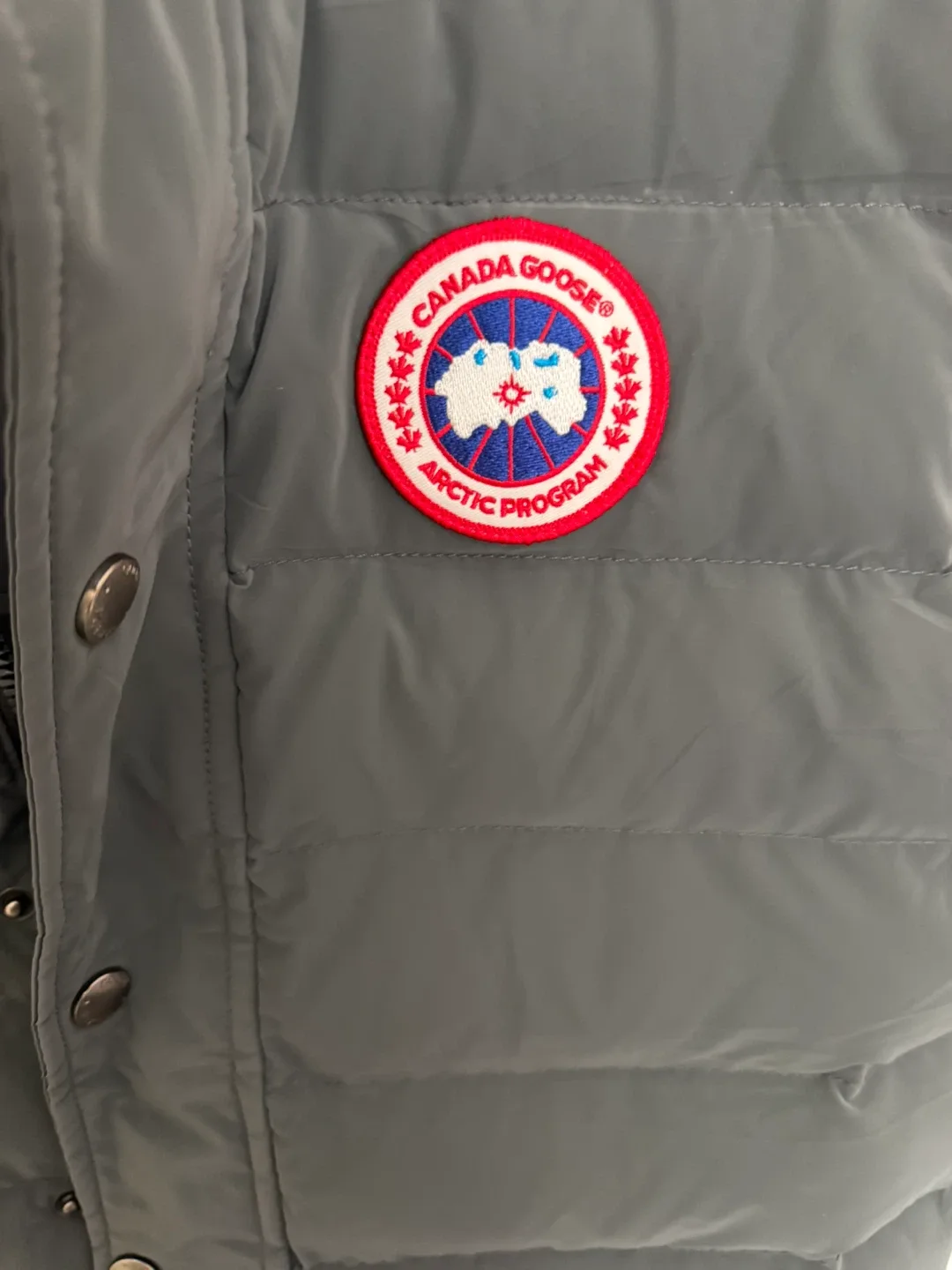 Canada Goose Vest - Grey image indicator(2)