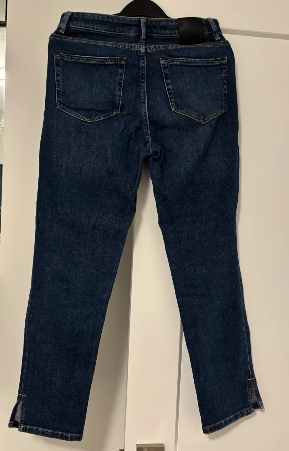 Massimo Dutti mid-rise women’s jeans, size 2 image indicator(7)