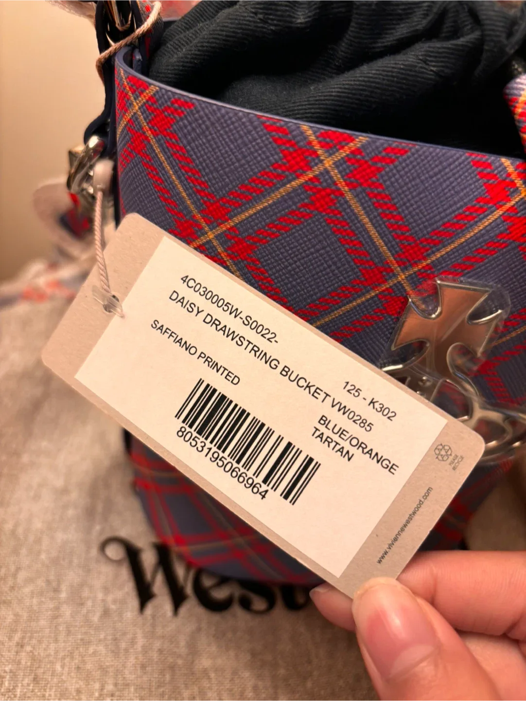 Vivienne Westwood Daisy Bucket Bag image indicator(3)