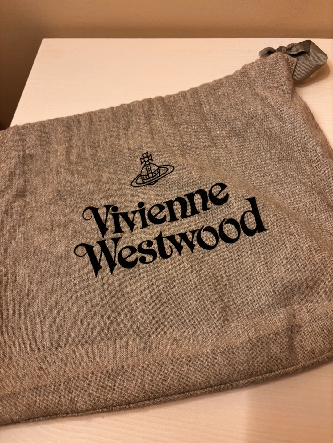 Vivienne Westwood Daisy Bucket Bag image indicator(2)