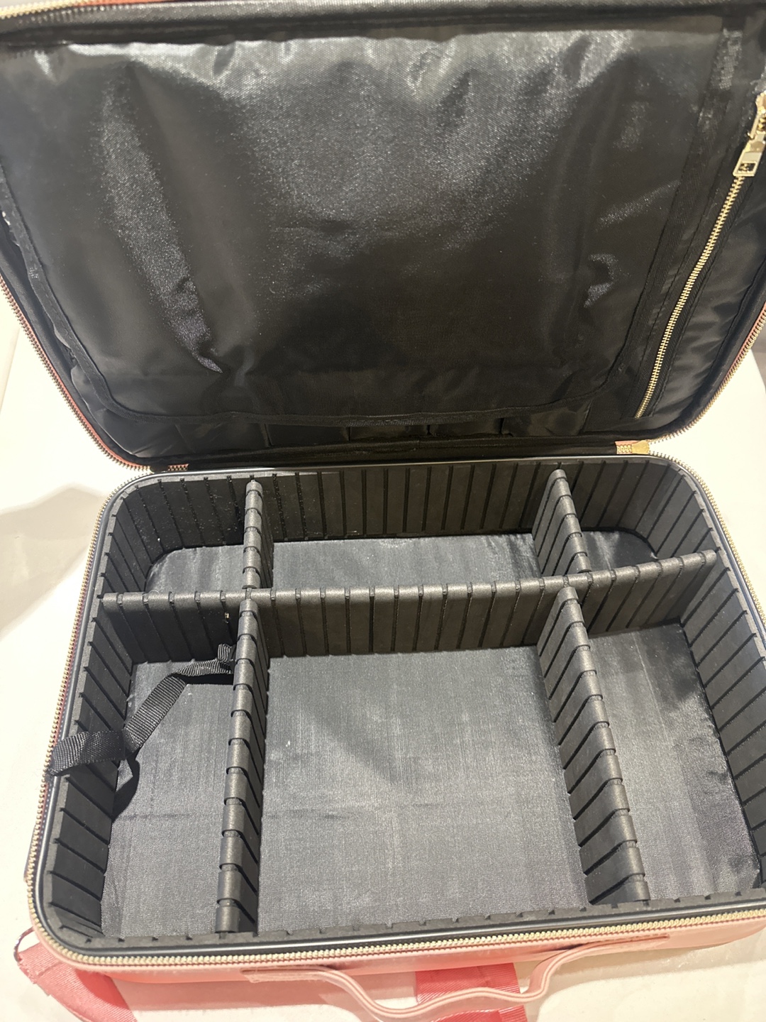 Pink Makeup Travel Case - photo 2