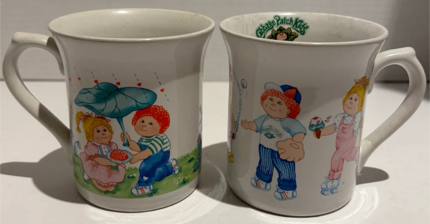 Pair of Cabbage Patch Kids 1984 Edition Mugs image indicator(2)