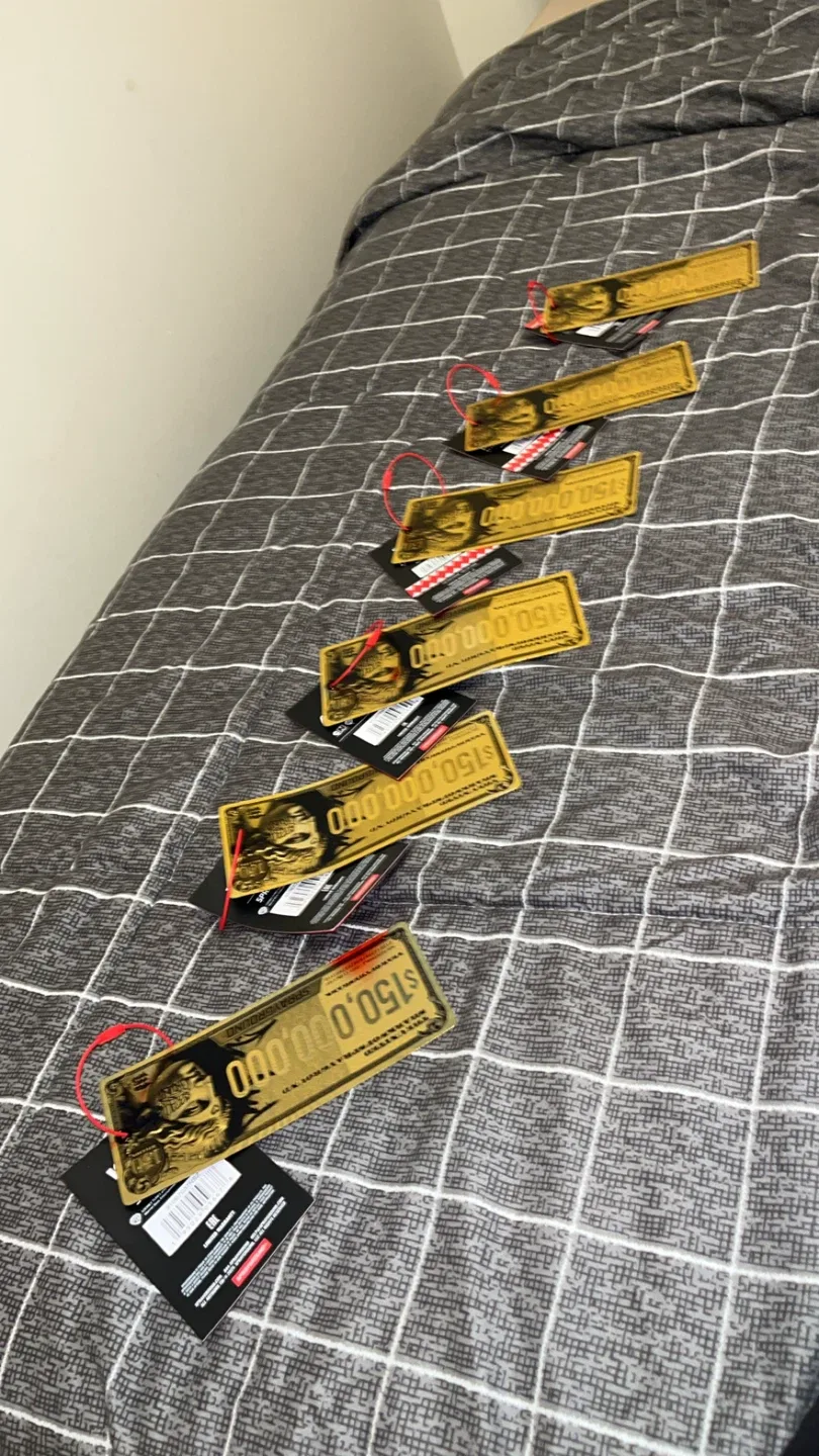 Sprayground Ornament image indicator(5)