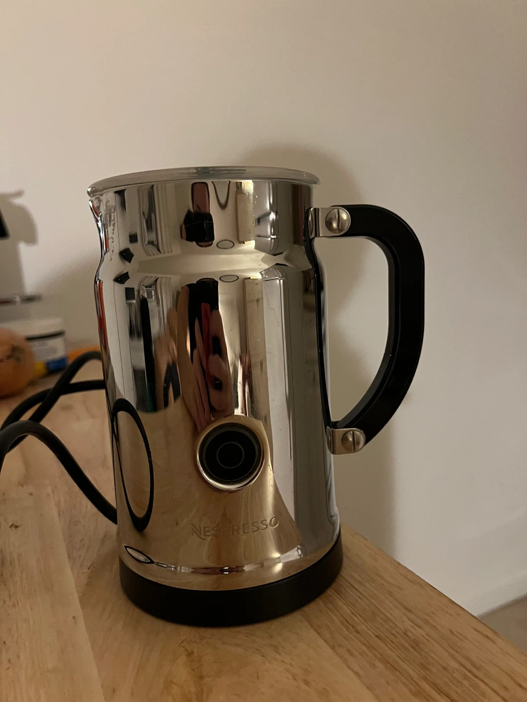 Citiz Nespresso Machine and Milk Frother - photo 4