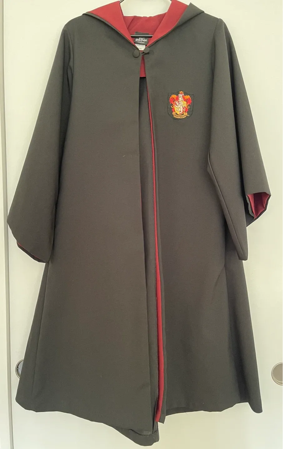 Harry Potter Deluxe Gryffindor Youth Robe - Size 3XS image indicator(4)