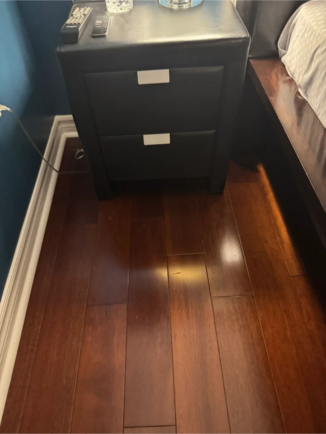 Bed Frame with Nightstand - Black image indicator(4)