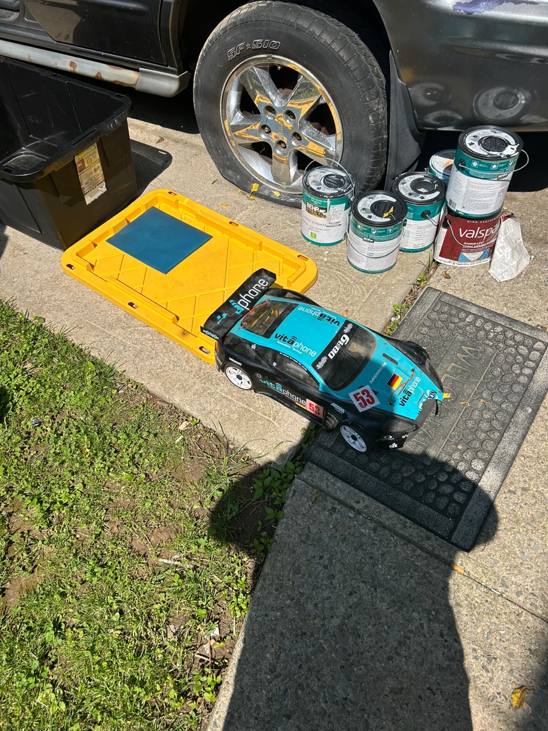 Traxxas X-Maxx & Vita Phone RC Car Lot - photo 3