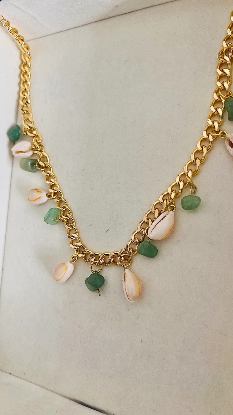 Handmade Gold Chain Necklace image indicator(4)