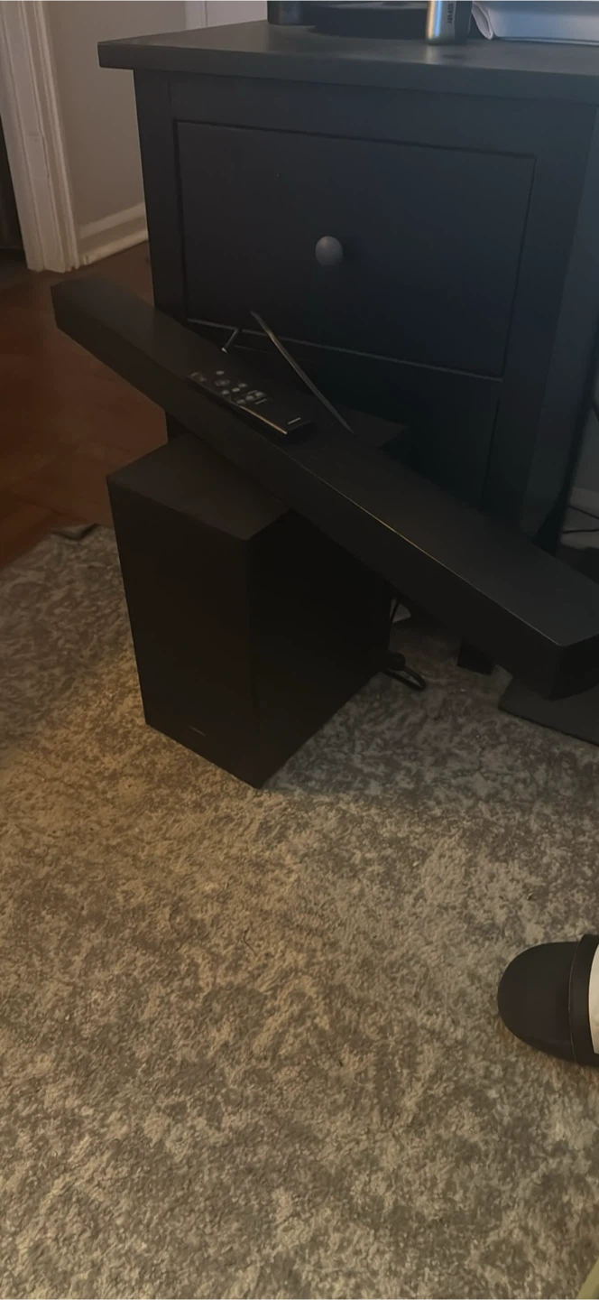Black Soundbar with Remote