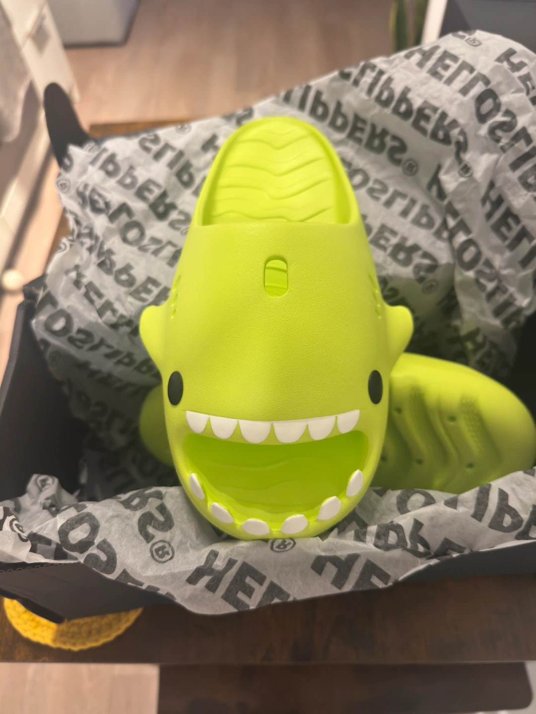 Hello Slippers Sharkicks Pro Green Size 38-39