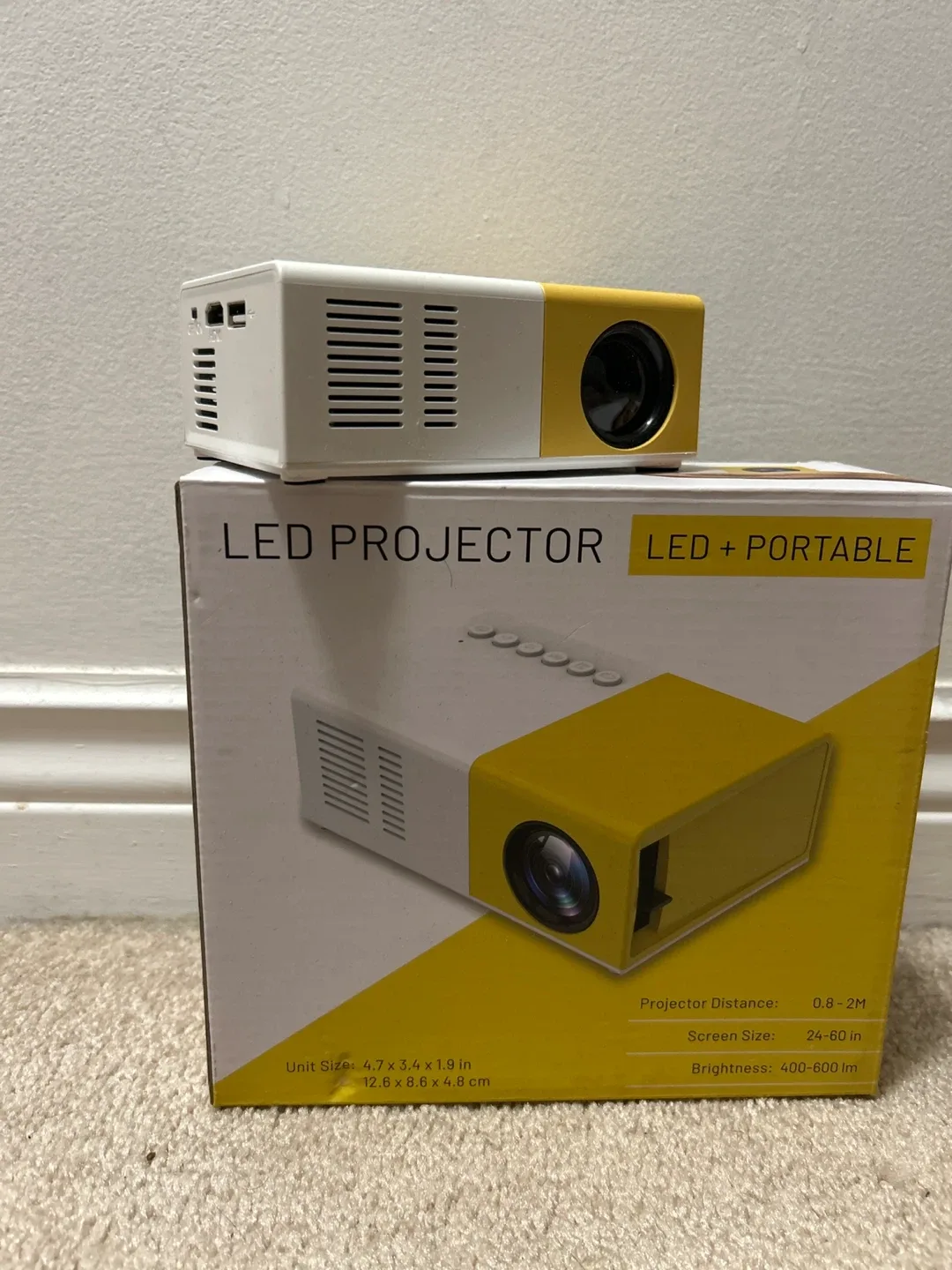 LED Portable Projector - Yellow & White image indicator(2)