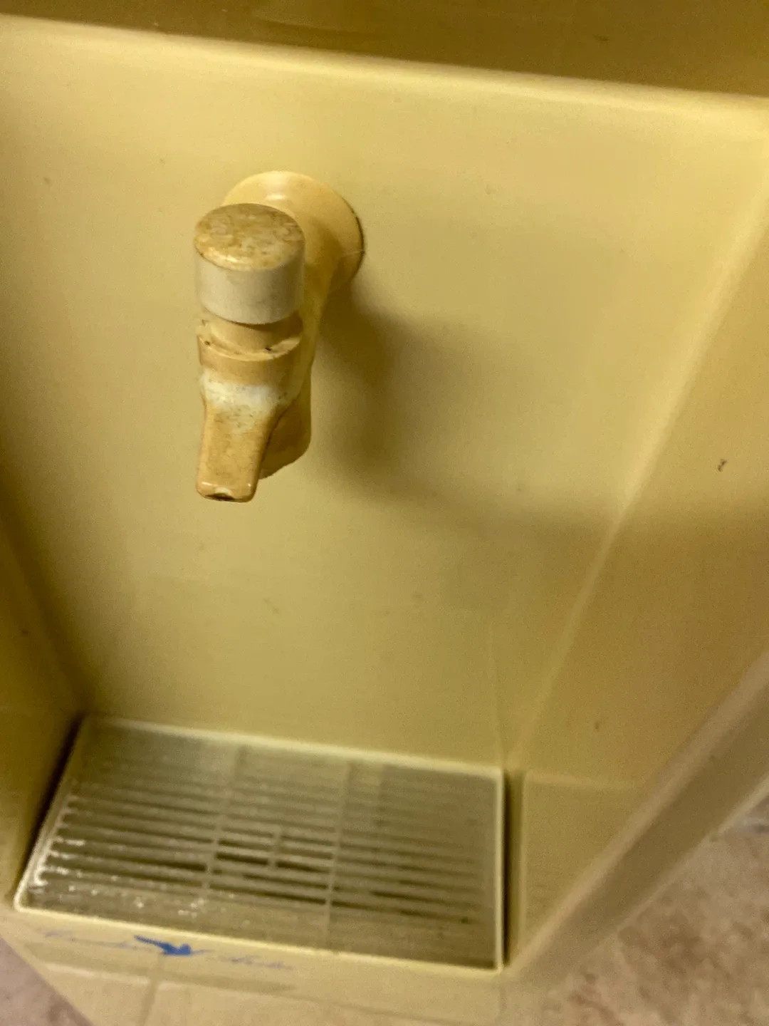 Vintage Canadian Arctic Water Cooler - Yellow image indicator(3)