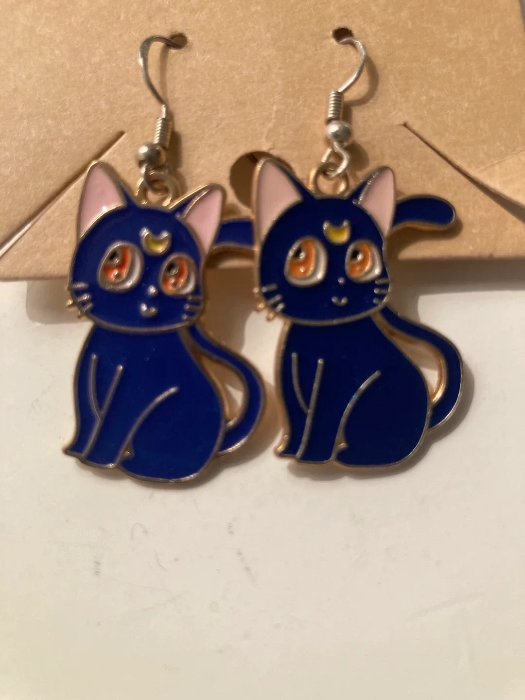 Sailor Moon Luna Cat Dangle Earrings thumbnail