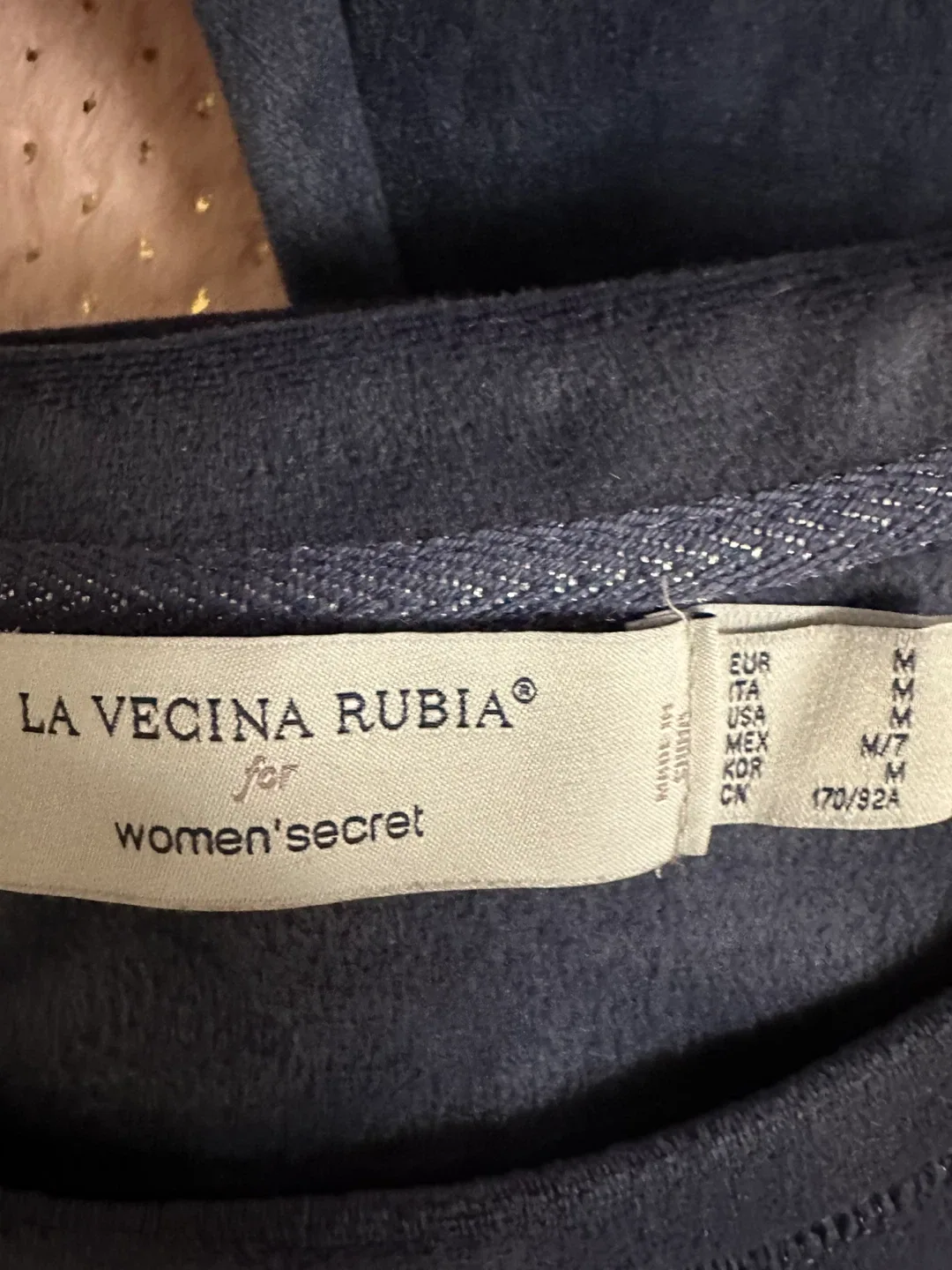 La Vecina Rubia Women's Secret Pajamas - Size M image indicator(2)