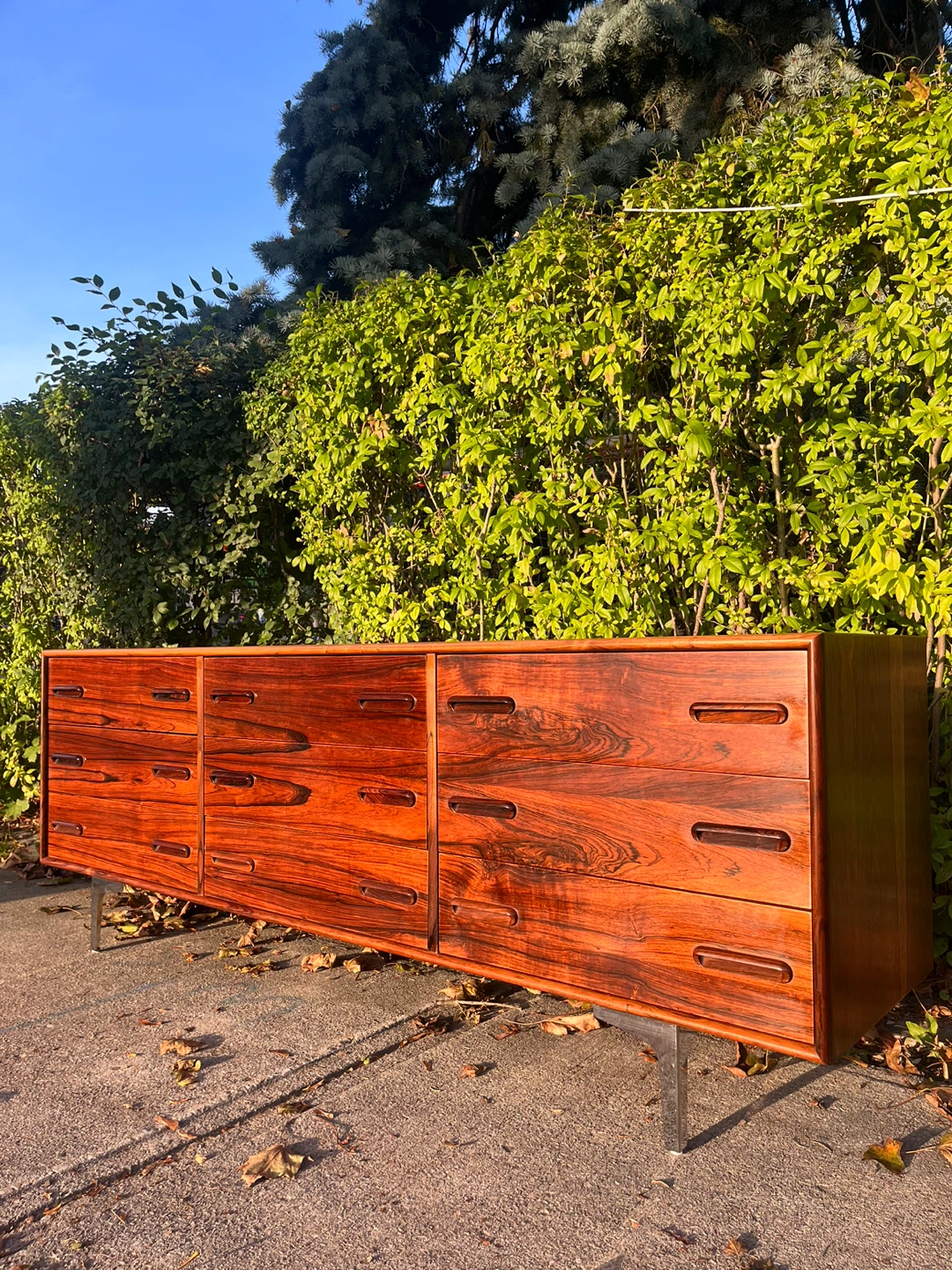 Vintage Rosewood Credenza, Lowboy Dresser - photo 4