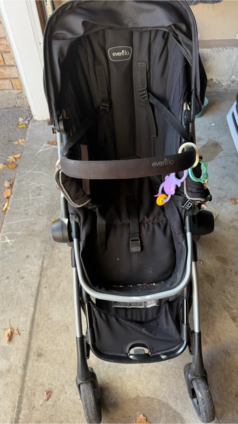 Evenflo Stroller - Black - photo 2