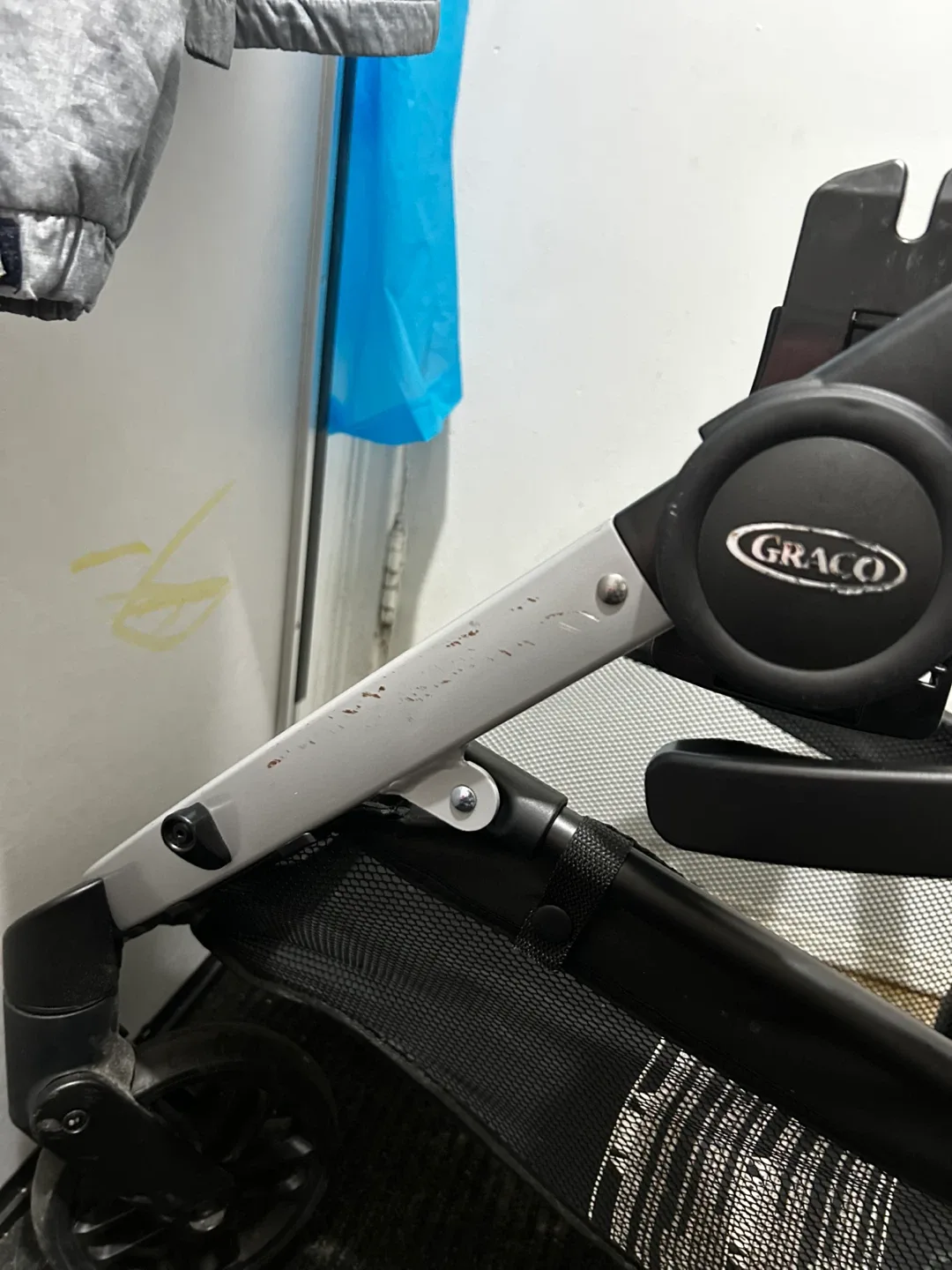 Graco Click and Connect Modes Pramette Travel System image indicator(4)