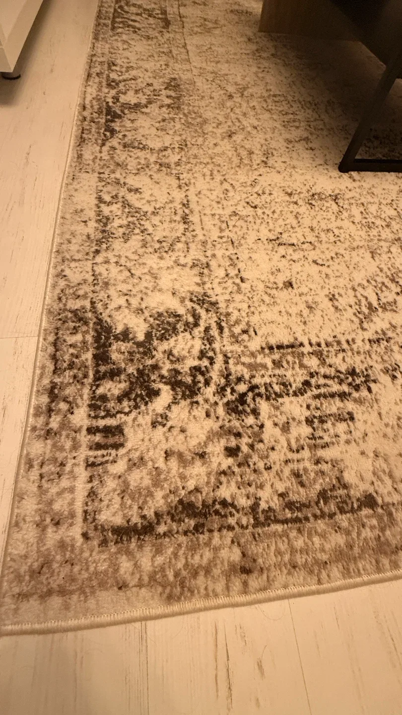 Area Rug 10 x 8 image indicator(2)