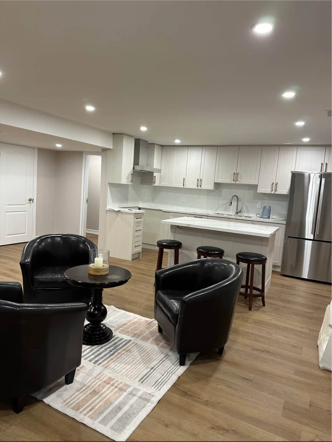 1 Bed 1 Bath- House - photo 2