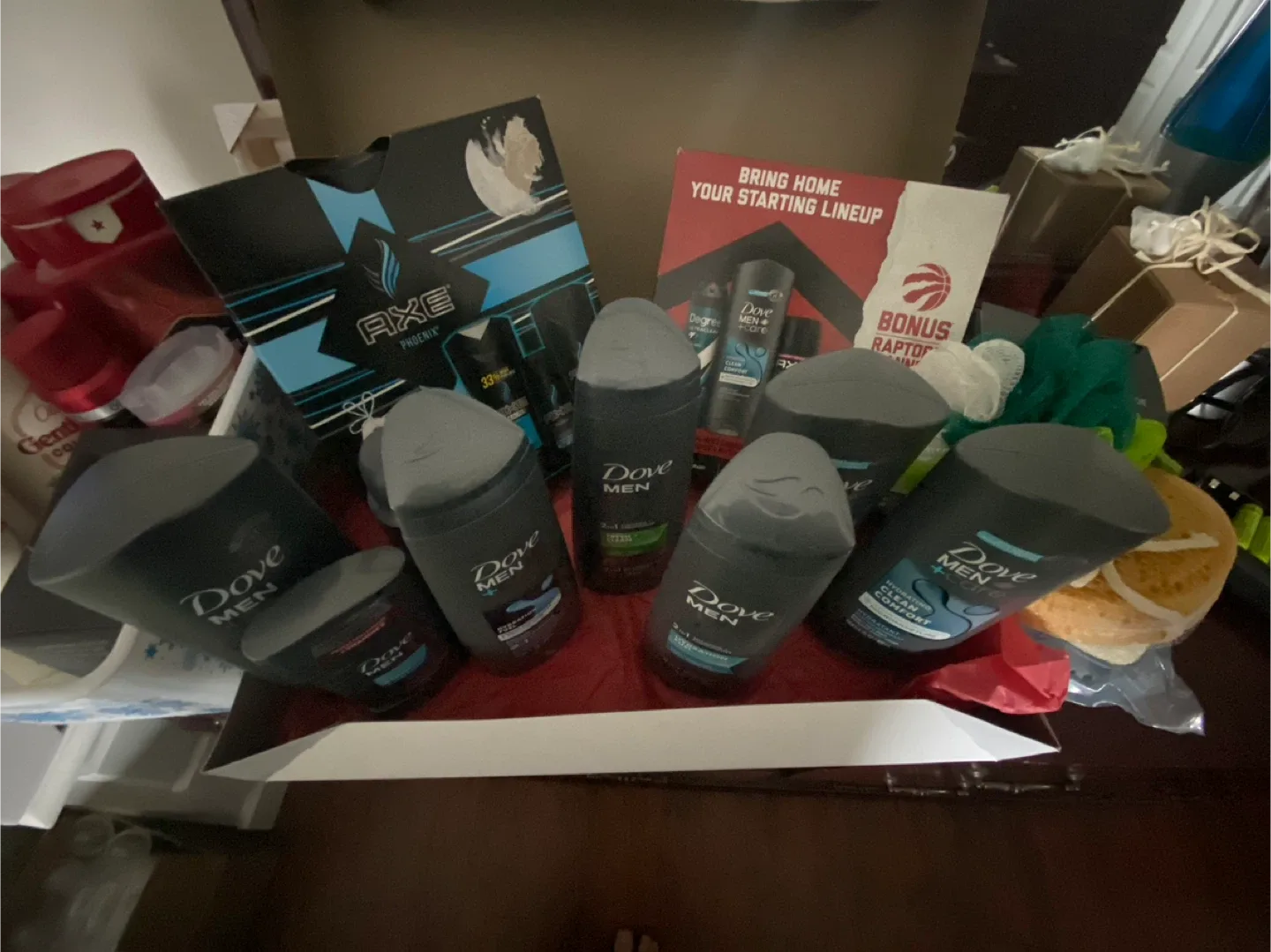 Dove Men+Care & Old spices soaps image indicator(3)