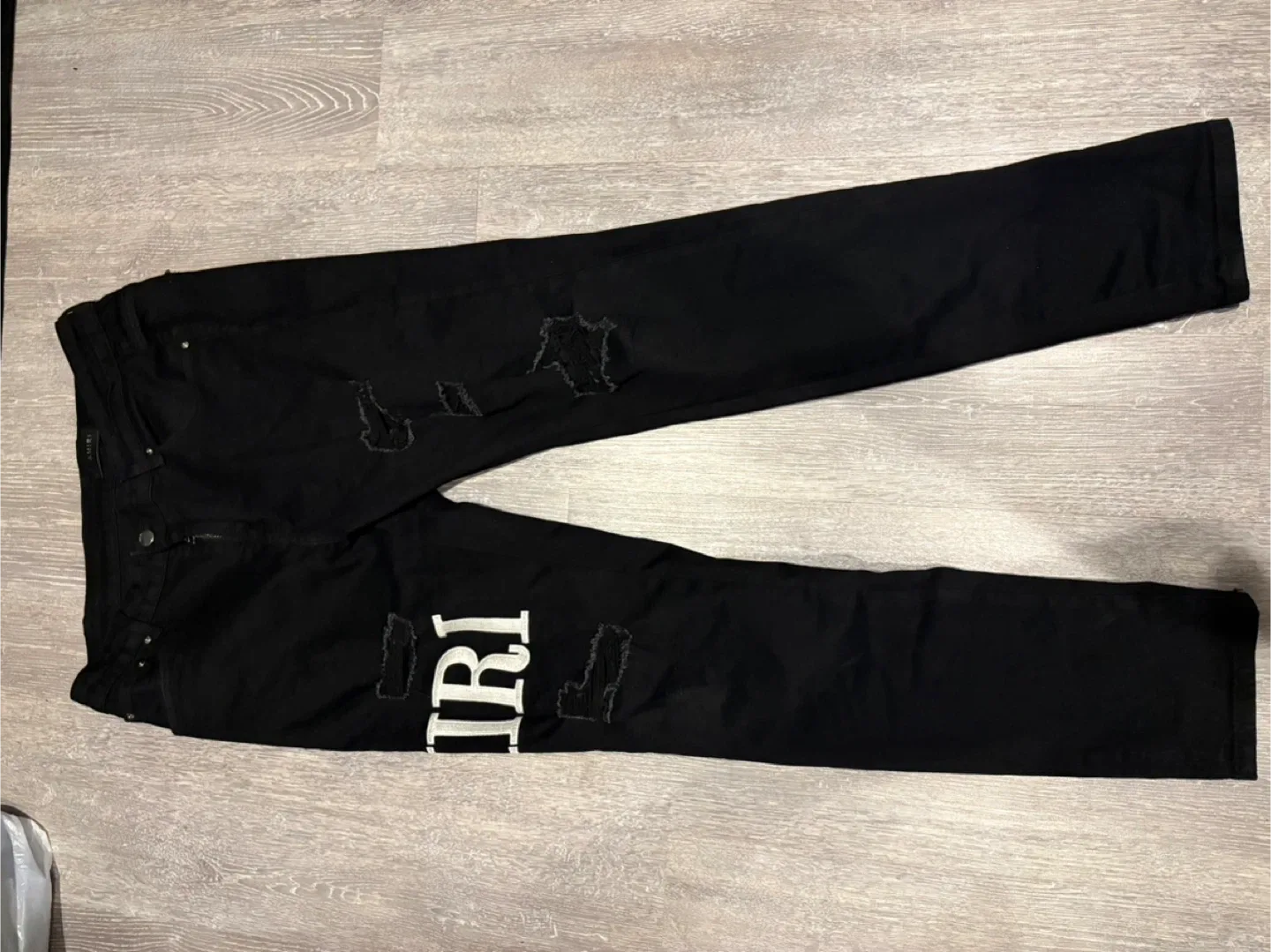 Amiri jeans image indicator(2)