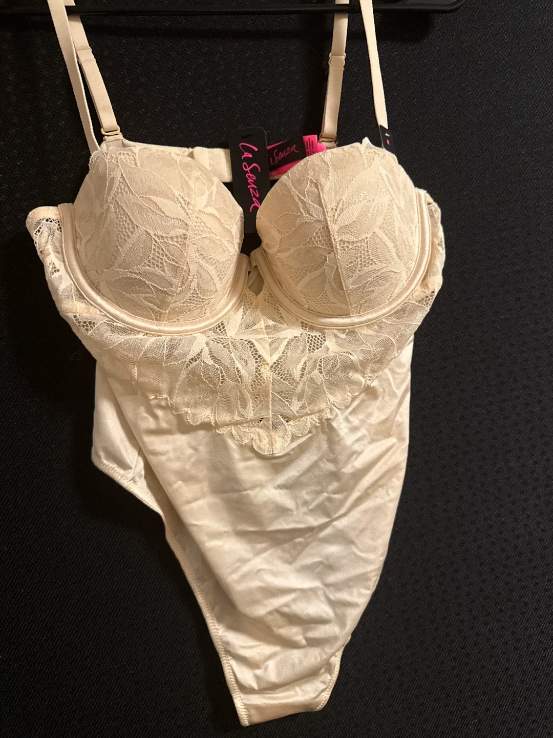 Brand New La Senza Beige Lace Bodysuit / Lingerie – Size M