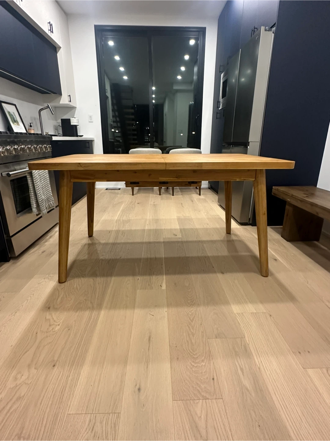 For Sale - Castlery Seb Extendable Dining Table - photo 5