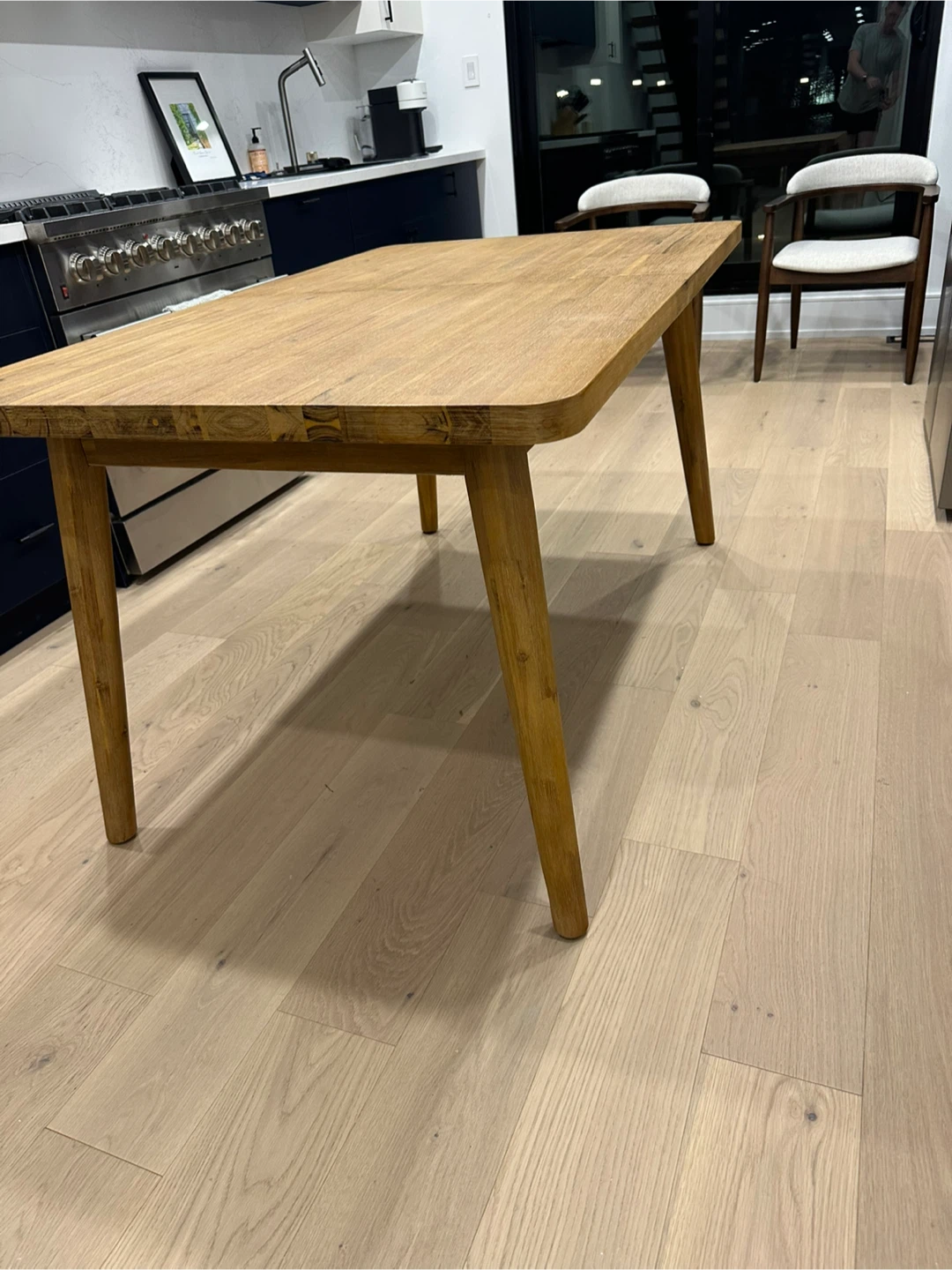 For Sale - Castlery Seb Extendable Dining Table - photo 2