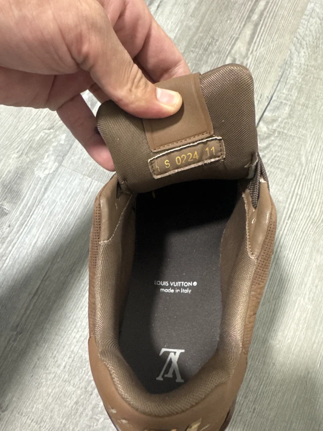 Louis Vuitton shoes Brown  - Size 11-12 image indicator(4)