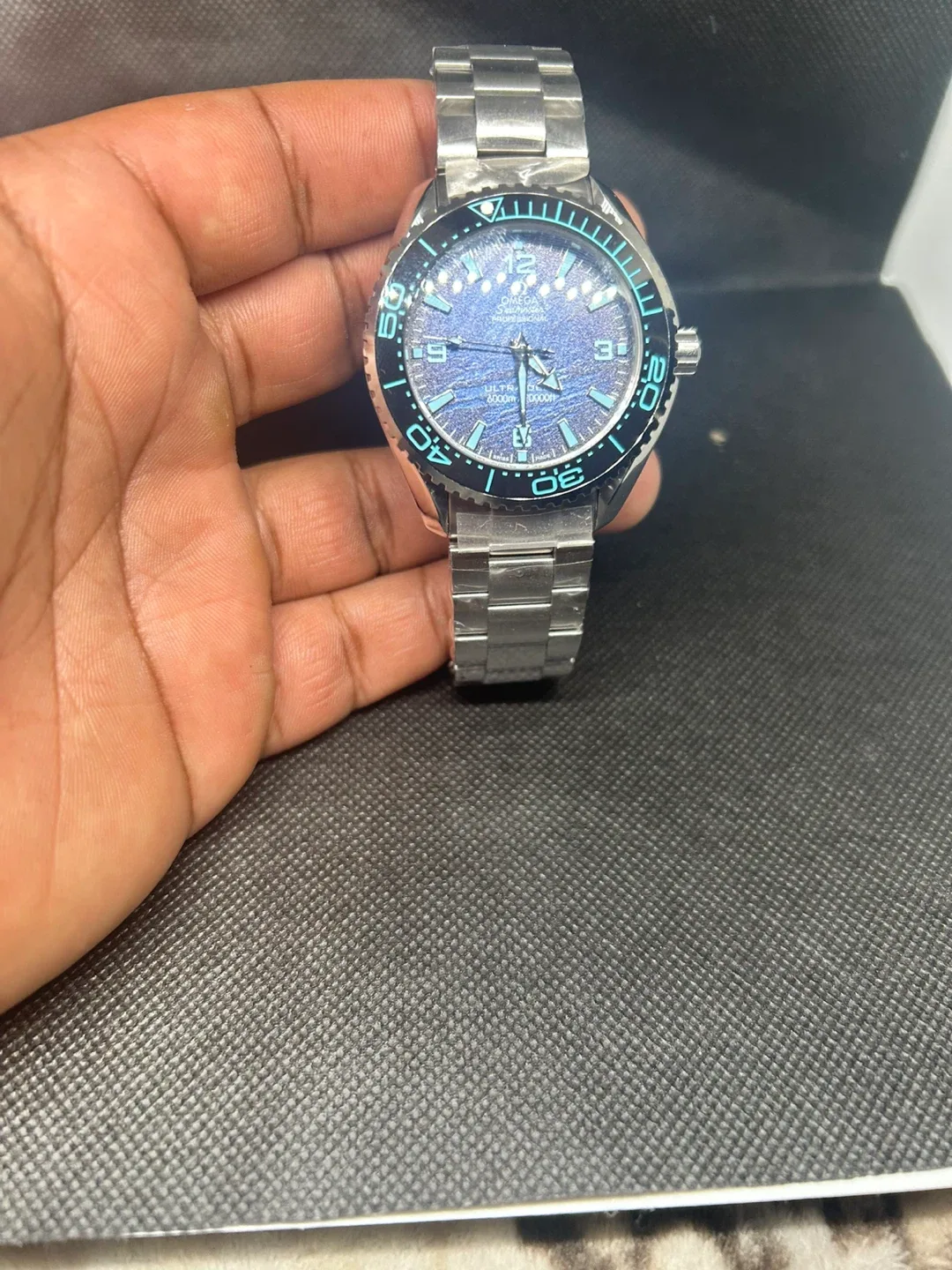 Omega Seamaster Planet Ocean 6000M image indicator(5)