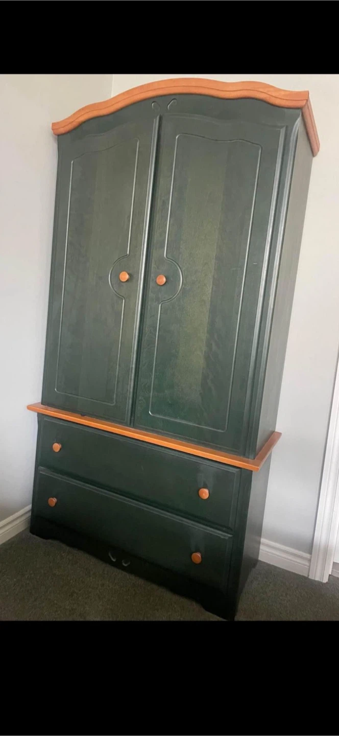 Solid wood Bedroom Furniture Set - Dresser, Nightstand, Wardrobe - photo 3