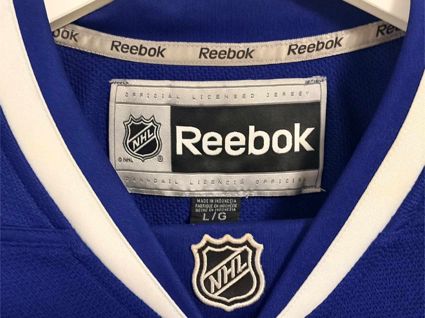 Authentic Reebok Vancouver Canucks Alex Edler Jersey Size Large image indicator(6)