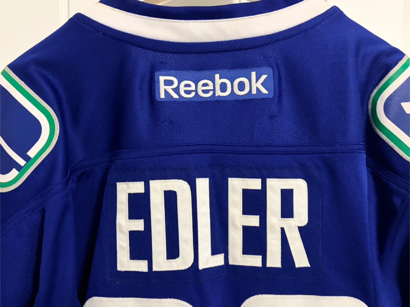 Authentic Reebok Vancouver Canucks Alex Edler Jersey Size Large image indicator(3)