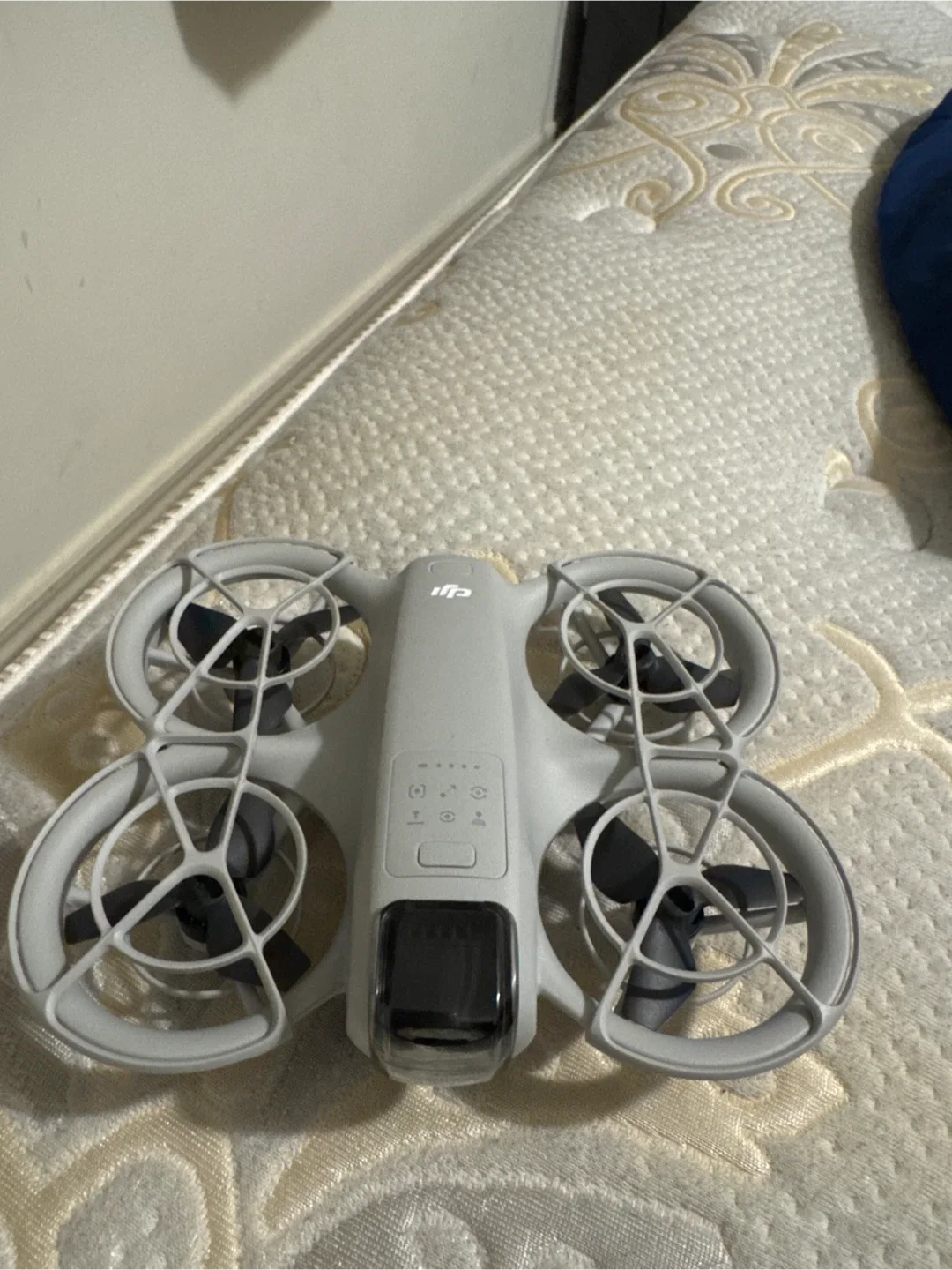 DJI Neo, Mini Drone image indicator(2)