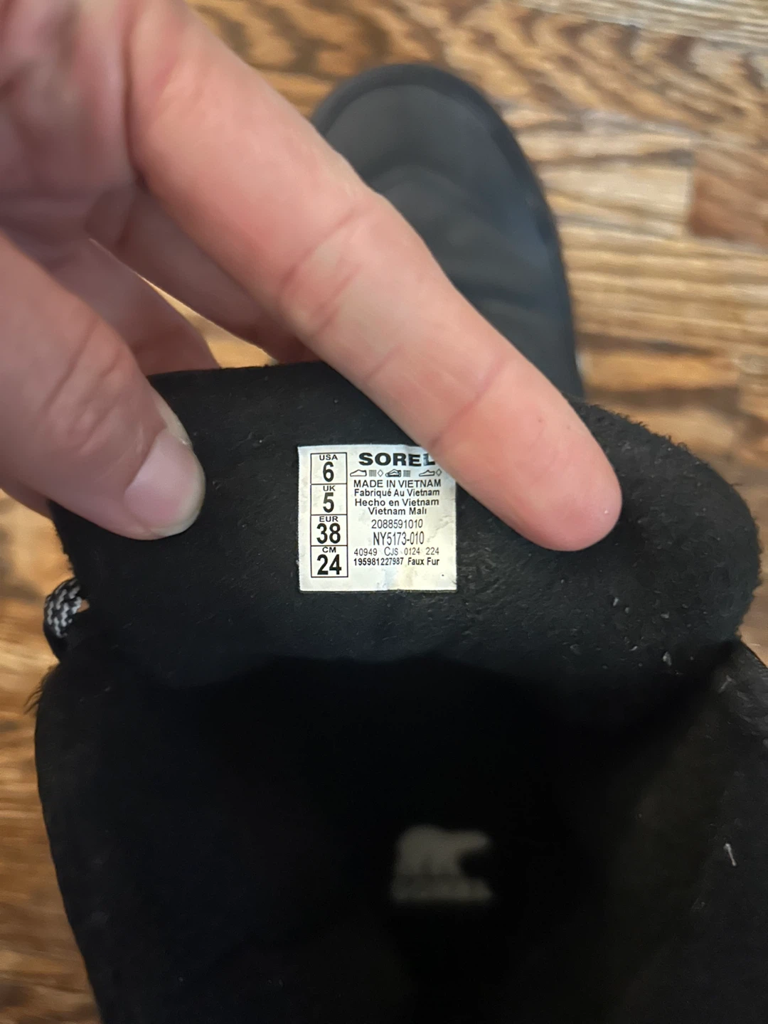 Sorel Black Winter Boots - Women's Size 6 - photo 4