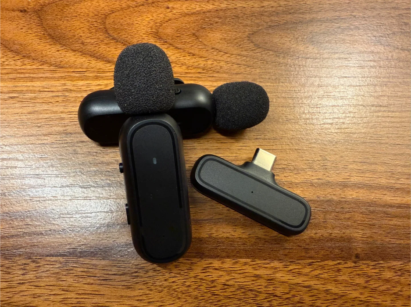 Wireless Lavalier Microphone System image indicator(2)