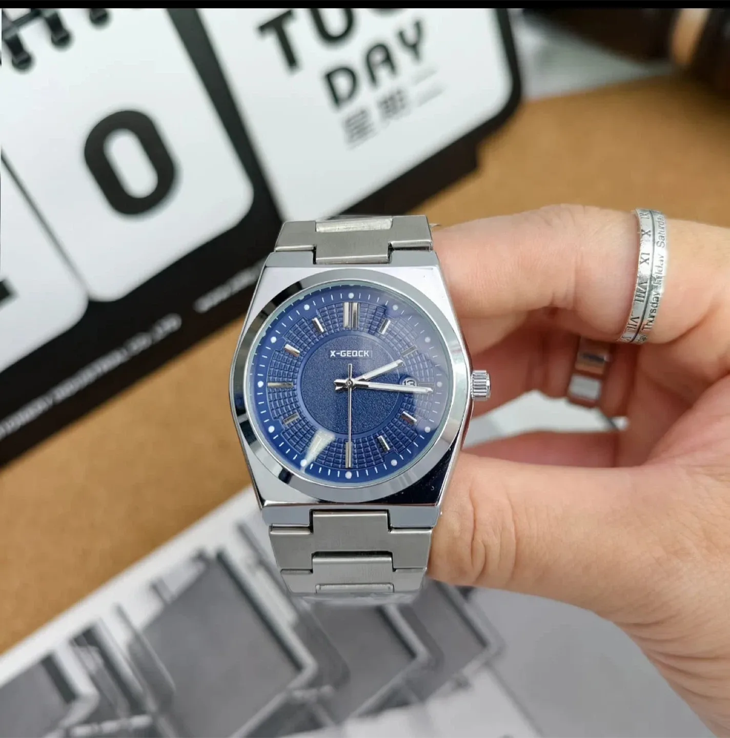 MSTIANQ Stainless Steel Waterproof Watch image indicator(10)